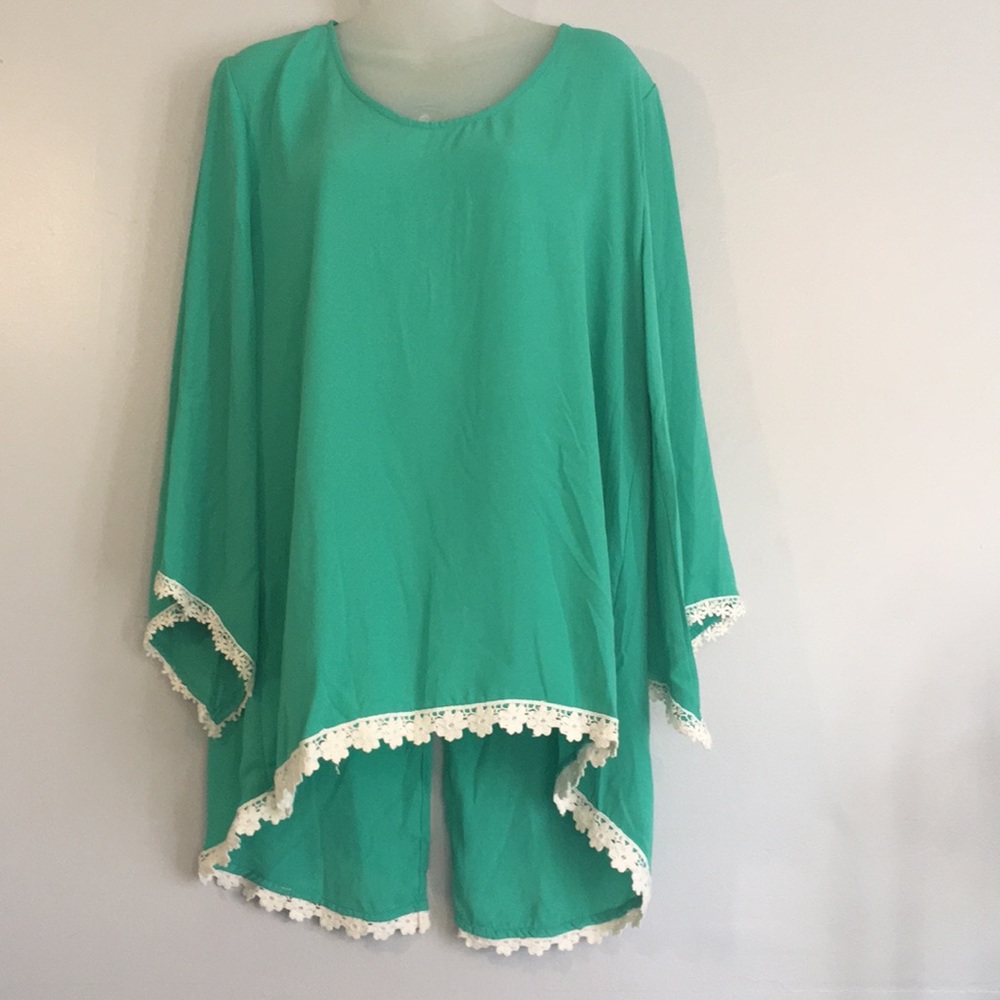 Umgee blouse green/cream lace